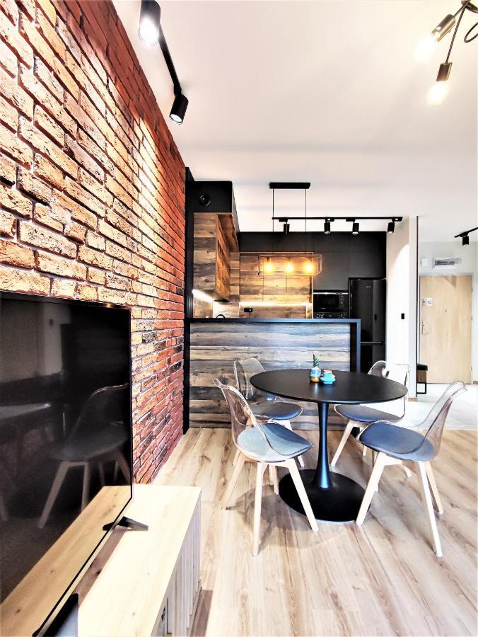 Loft Apart - Loft Nad Rzeka, Centrum, Parking, Winda, Netflix Iława 外观 照片