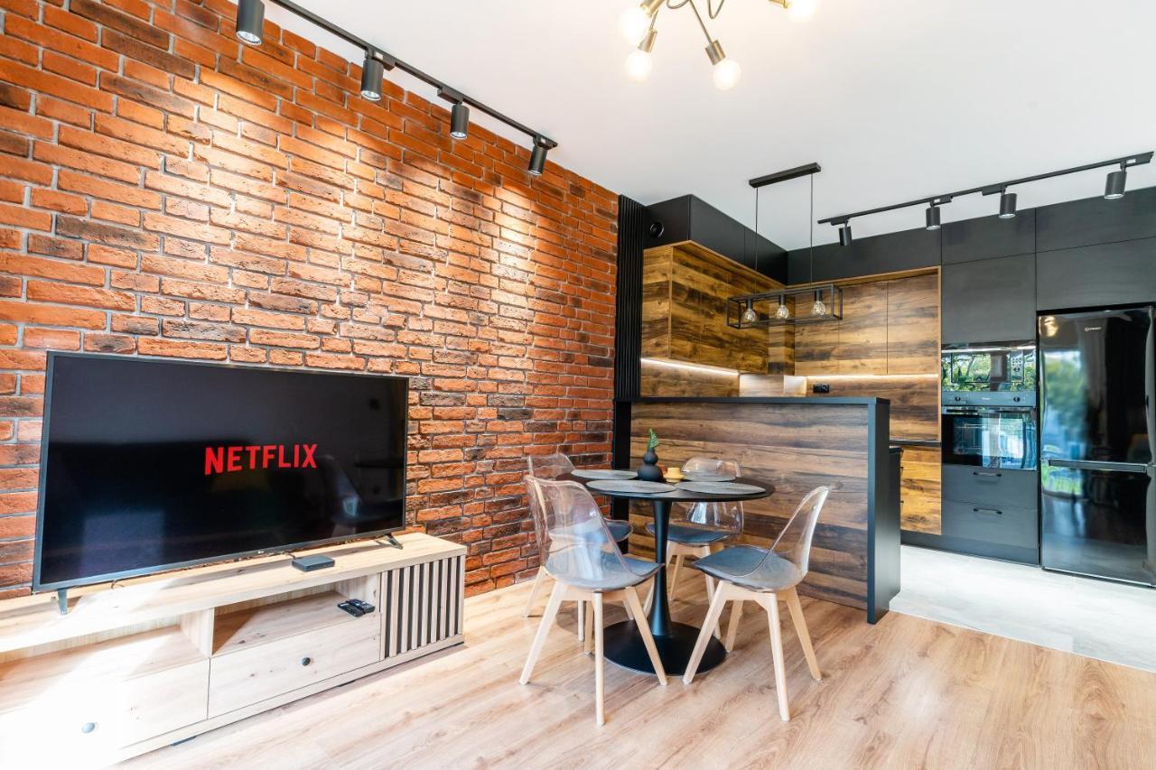 Loft Apart - Loft Nad Rzeka, Centrum, Parking, Winda, Netflix Iława 外观 照片