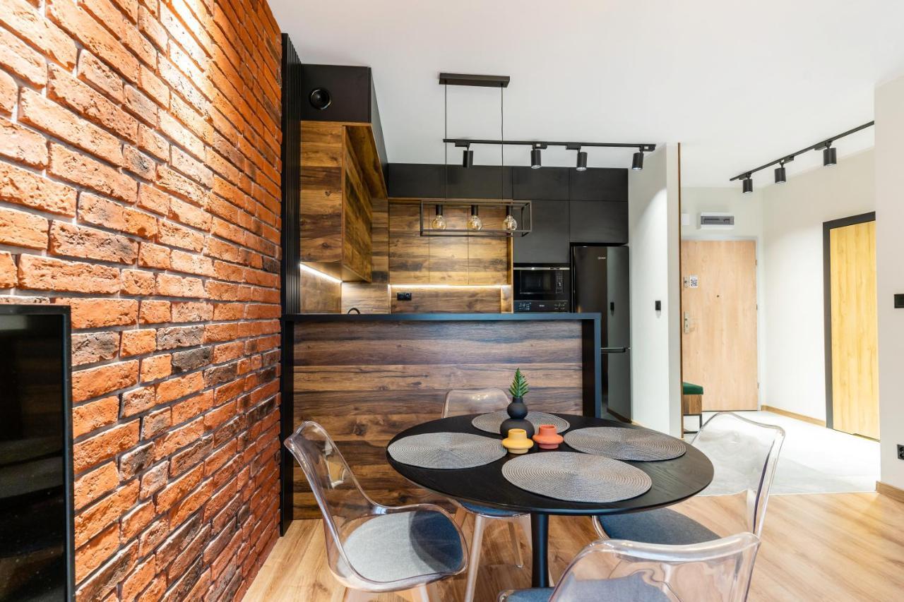 Loft Apart - Loft Nad Rzeka, Centrum, Parking, Winda, Netflix Iława 外观 照片